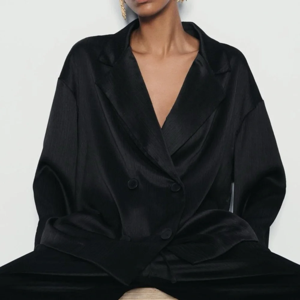BNWT ZARA BLACK BLAZER - Picture 2 of 3